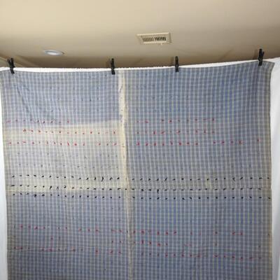 Tied blanket