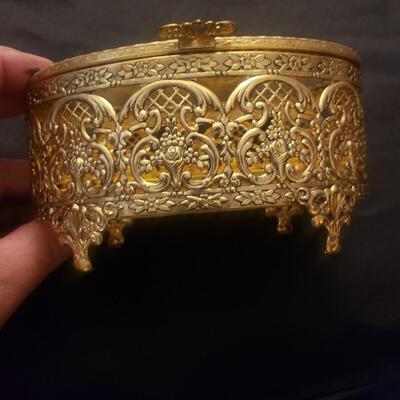 Globe jewelry Box 6" wide by 4"