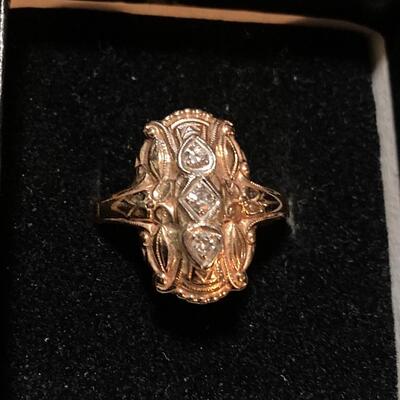 Designer 14k Gold Ring with 3 Diamonds Size 8.5