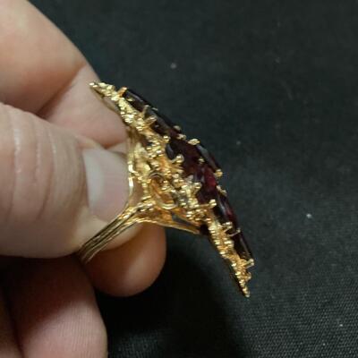 14k Gold Ring with Garnets Size 7 with 11g gold and Large Stones