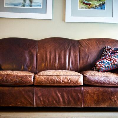 Distressed Leather 3-seat sofa