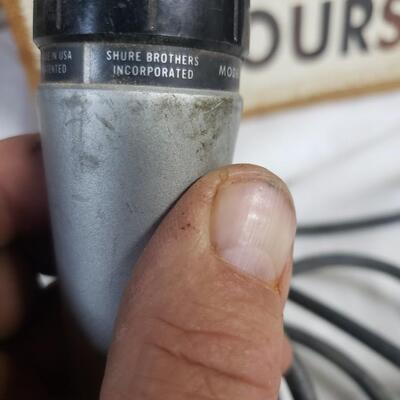 Sure model 515Sb corded microphone