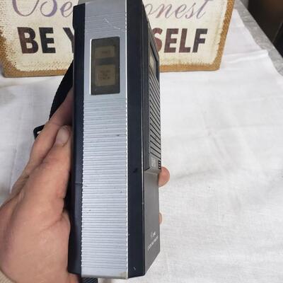 Realistic TRC216 handheld radio