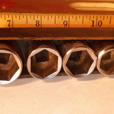 Thorsen Metric sockets 1/26