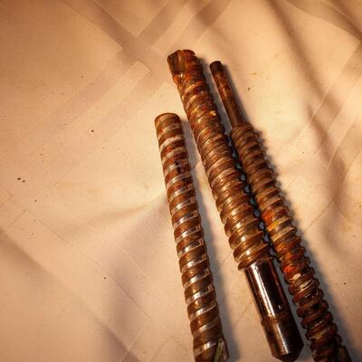 Concrete drill bits