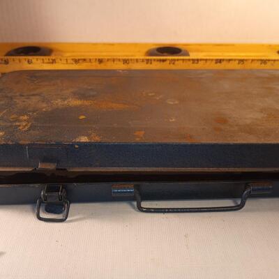 ts2874 - 40 pc sae and metric rachet socket set complete