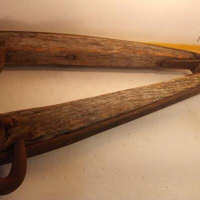 ts2879 - Vntg Pair 24â€ Primitive Horse Hamess Collar Harness Cast Iron Wood Western thick tough and very good condition