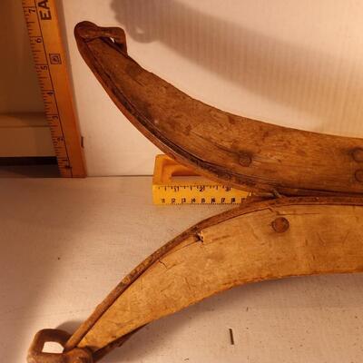 ts2880 - - Vntg Pair 24â€ Primitive Horse Hamess Collar Harness Cast Iron Wood Western cool and very good condition
