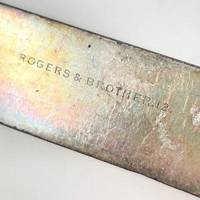 ANTIQUE ROGERS & BROTHERS SILVERPLATE FLATWARE KNIVES SET OF 2