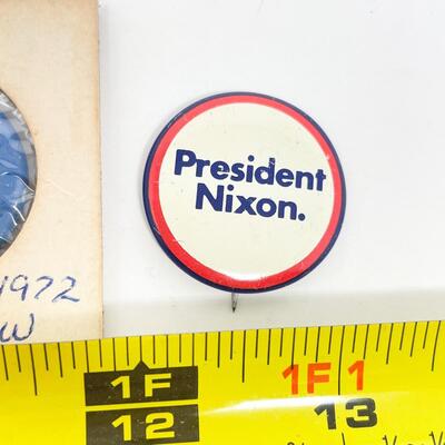 1972 â€œPRESIDENT NIXONâ€ CAMPAIGN BUTTONS