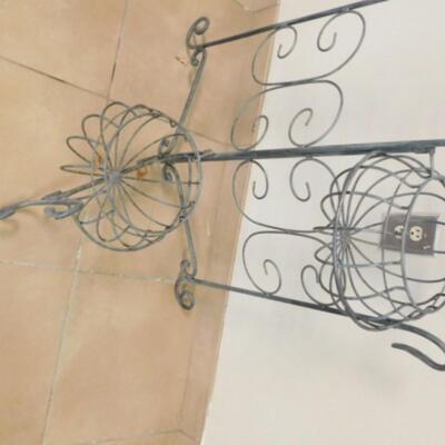 Wire Contemporary Design Triple Basket Plant Stand Choice A
