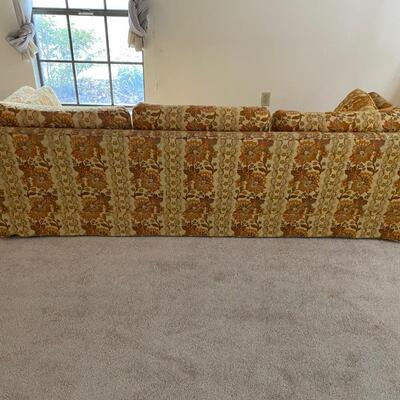 HIGHLAND HOUSE OF HICKORY ~ Vintage RETRO Low Profile Couch