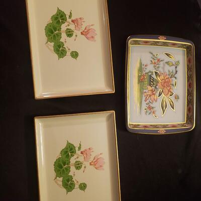 Otagiri lacquered plates 8x7 one England lot of 3