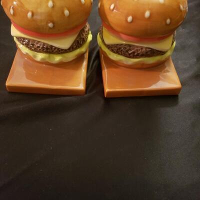 hamburger large bookends or napkin holders