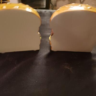 hamburger large bookends or napkin holders