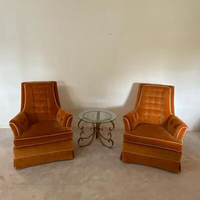 HIGHLAND HOUSE OF HICKORY ~ Pair Of Matching ~  Retro Burnt Orange Wing Back Tuffed Chairs