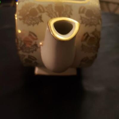 Sadler teapot england