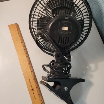 Clip mount desk fan