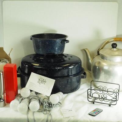 Lot 189- Enamel cookware, very large tea kettle, battery pull lights