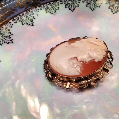 12K GF Gold Filled Carved Shell Cameo Pendant Pin Brooch