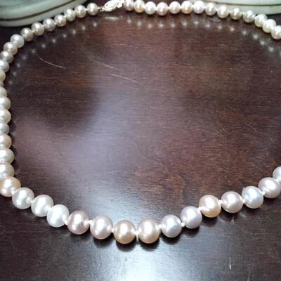 Pink and Lavender Natural South Sea Pearl Necklace 18