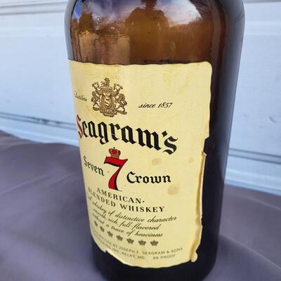 VINTAGE SEAGRAMS 7 LARGE GLASS LIQUOR BOTTLE - KANSAS STAMP
