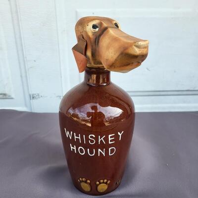 VINTAGE WHISKEY HOUND COLLECTORS JUG