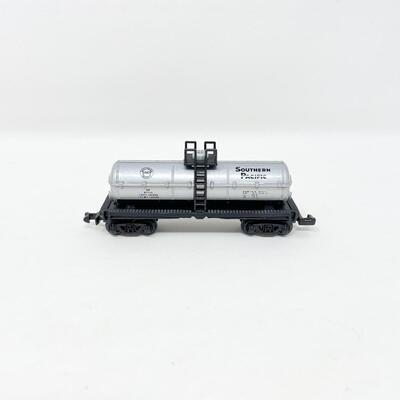 N-SCALE SOUTHERN PACIFIC MODEL TANK CAR