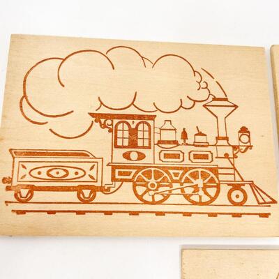 SMALL WOOD BURNED PLAQUE BUNDLE