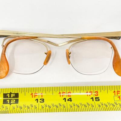 VINTAGE B&L EYEGLASSES W/ 1/10  12K GOLD FILLED FRAME W/ CASE