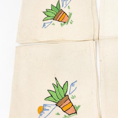 EASTER/SPRING 11â€ CLOTH NAPKINS W/ EMBROIDERED CARROTS - SET OF 3