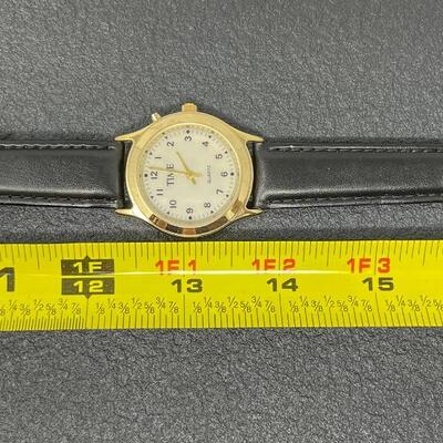 TIME QUARTZ WATCH W/ BLACK WRISTBAND