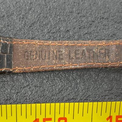TIME QUARTZ WATCH W/ BROWN LEATHER STRAP