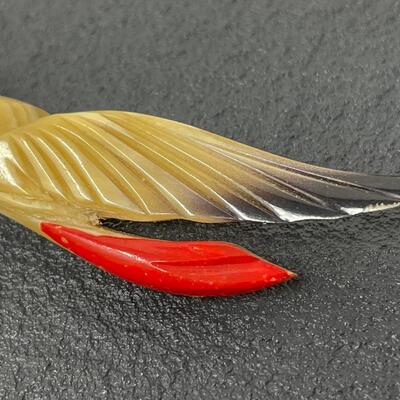VINTAGE DEPOSE CARVED STORK BIRD BROOCH W/ TROMBONE CLASP