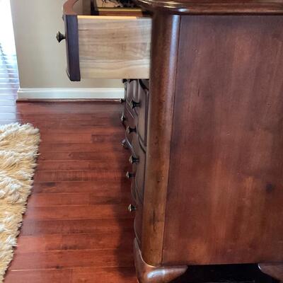 Macys Furniture 4 Drawer Chest