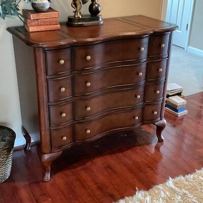 Macys Furniture 4 Drawer Chest