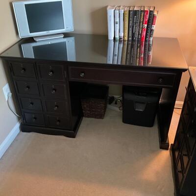 Bombay Co single Tower Desk