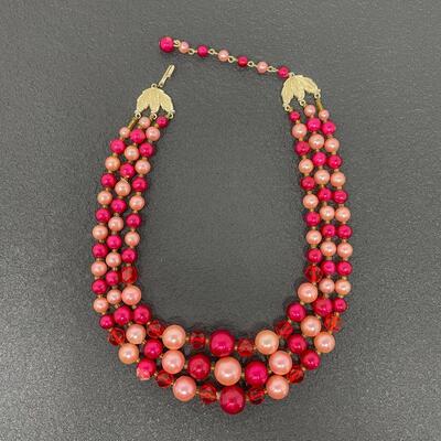 VINTAGE PINK & RED BEADED 3 STRAND NECKLACE
