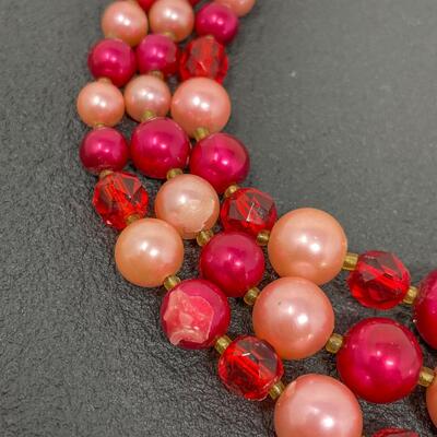 VINTAGE PINK & RED BEADED 3 STRAND NECKLACE