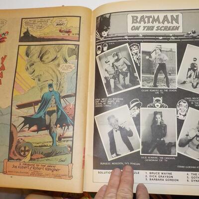 Batman's Collectors edition 6 comics in one 1976.