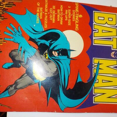 Batman's Collectors edition 6 comics in one 1976.