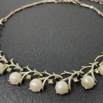 VINTAGE CORO FAUX PEARL & RHINESTONE CHOKER NECKLACE