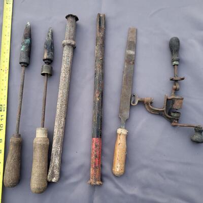 LOT OF ANTIQUE TOOLS - 6pc