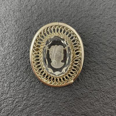 SILVER METAL BROOCH W/ ETCHED CAMEO