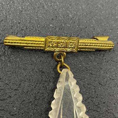 UNIQUE VINTAGE PLASTIC BROOCH W/ GOLD & RED DETAIL