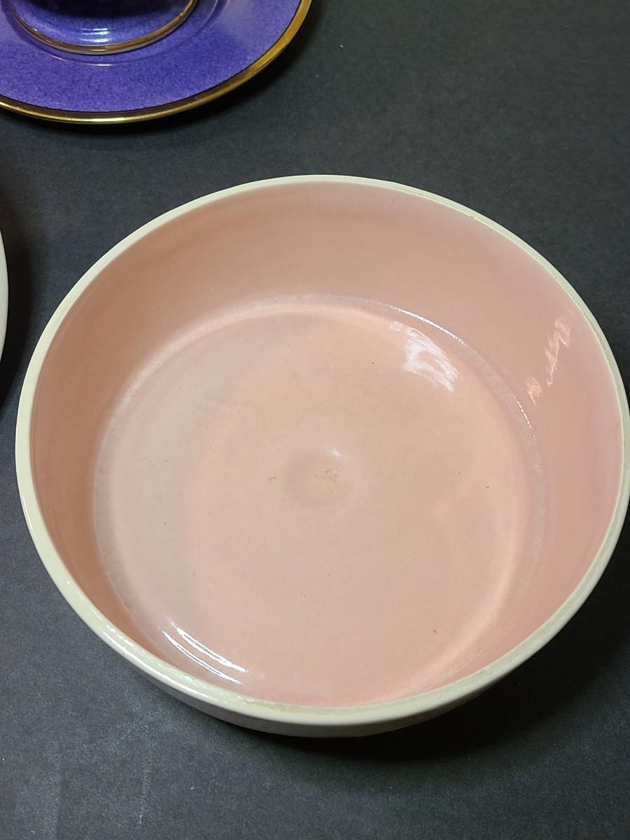 LOT 73 Floral Placemats, Vintage Ceramic Vanity Box, and More