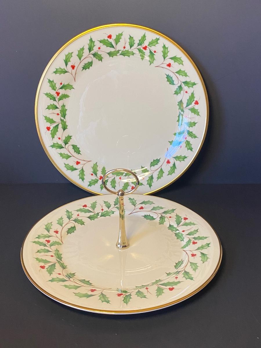 LOT 93G Lenox Holiday Serving Dishes