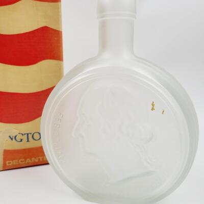 VINTAGE GEORGE WASHINGTON COMMERATIVE GLASS DECANTER