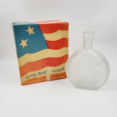VINTAGE GEORGE WASHINGTON COMMERATIVE GLASS DECANTER