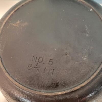Ol cast iron # 5 pan painting